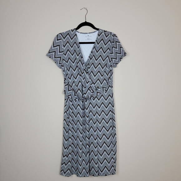 Talbots Womens Chevron Dress Medium Black White Faux Wrap Geometric Knee length - Picture 5 of 15